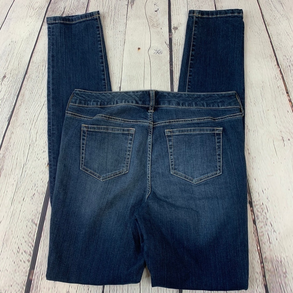 Torrid Premium Dark Wash Skinny Jeans - Picture 2 of 6